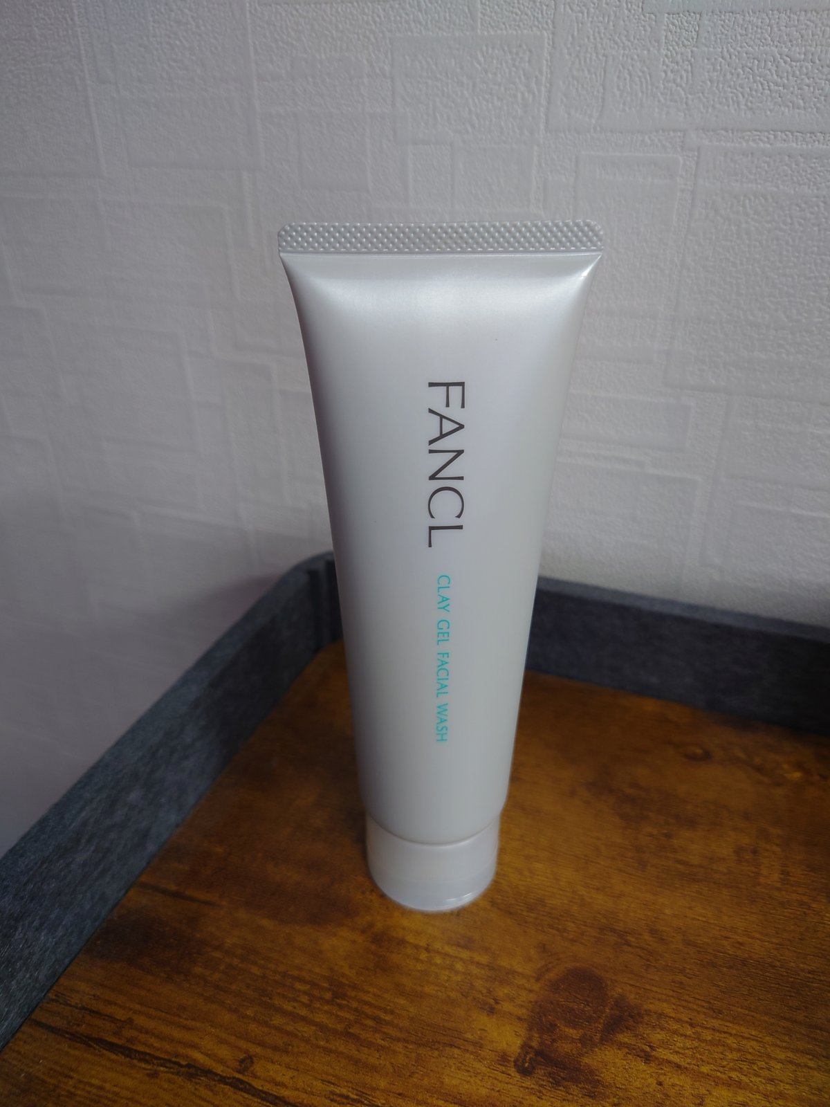 FANCL 泥ジェル洗顔のチューブ本体