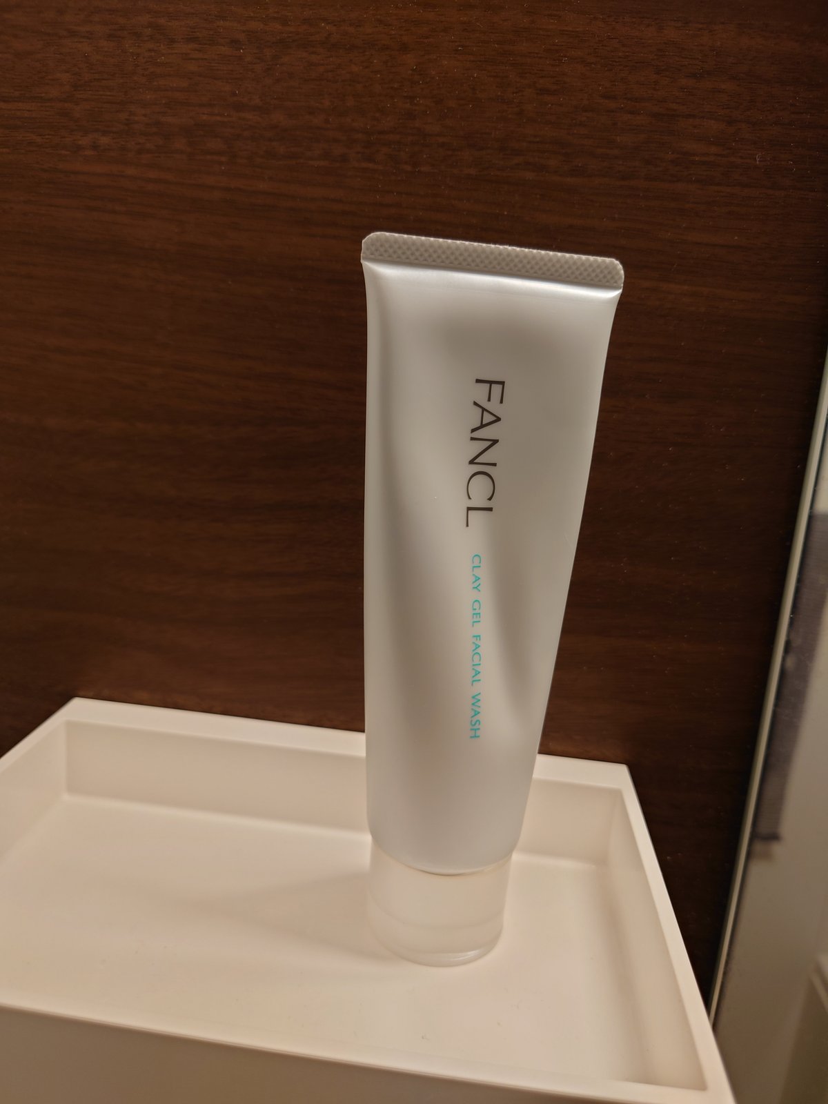 FANCL クレイジェルのチューブ